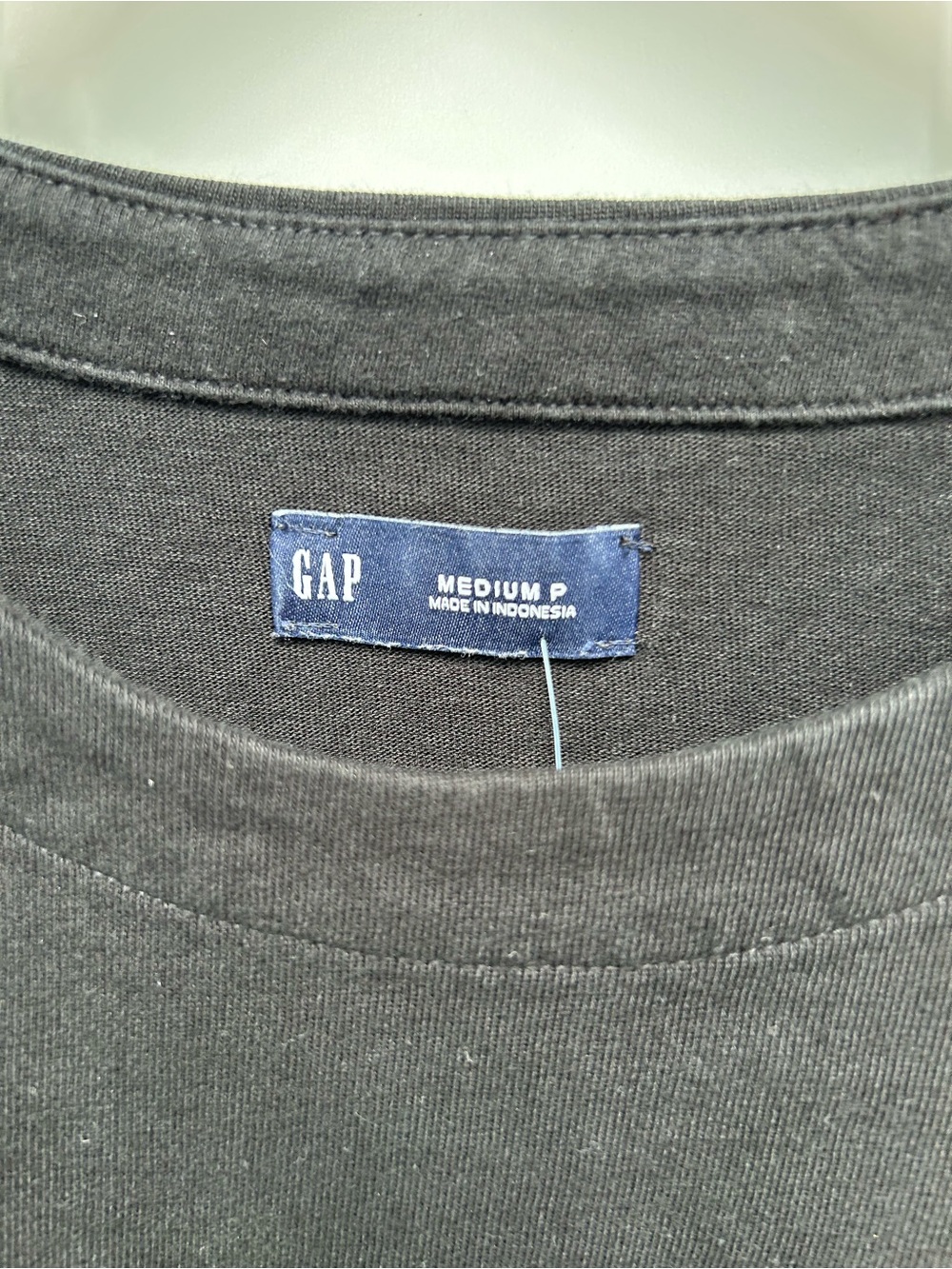 GAP Organic Cotton Heavyweight Cropped Shell Tank Top - Picture 3 of 7